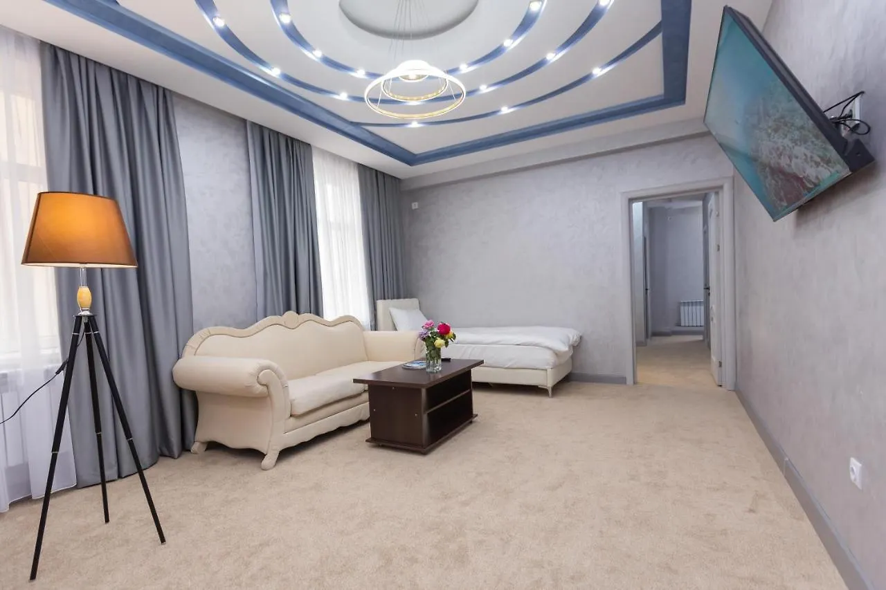 Amelia Hotel Kuramys